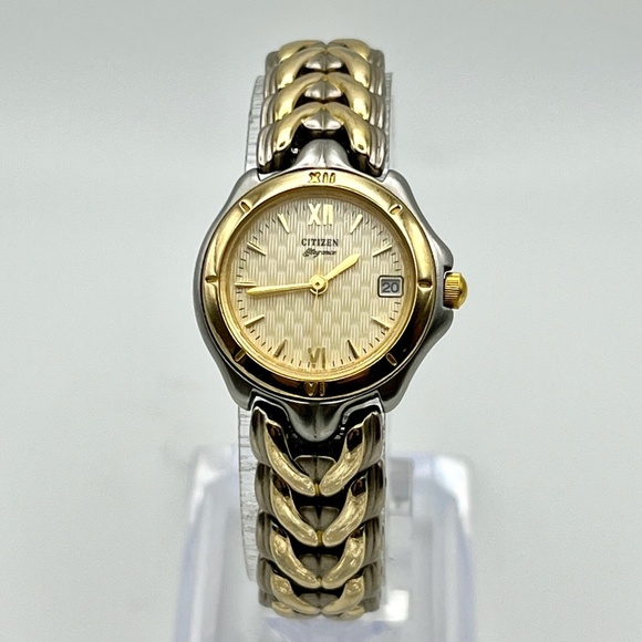 Vintage Citizen Round Champagne and Gold tones Ladies watch Working - Picture 4 of 11
